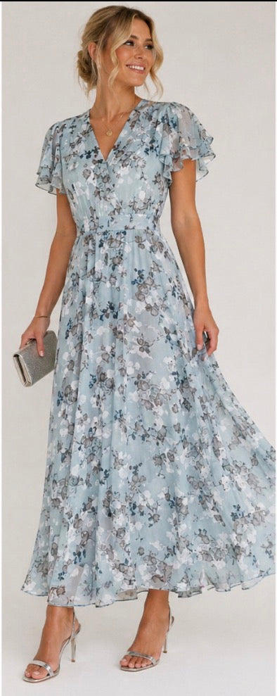 Diane & Susan™ | Glamorous dress that covers the belly
