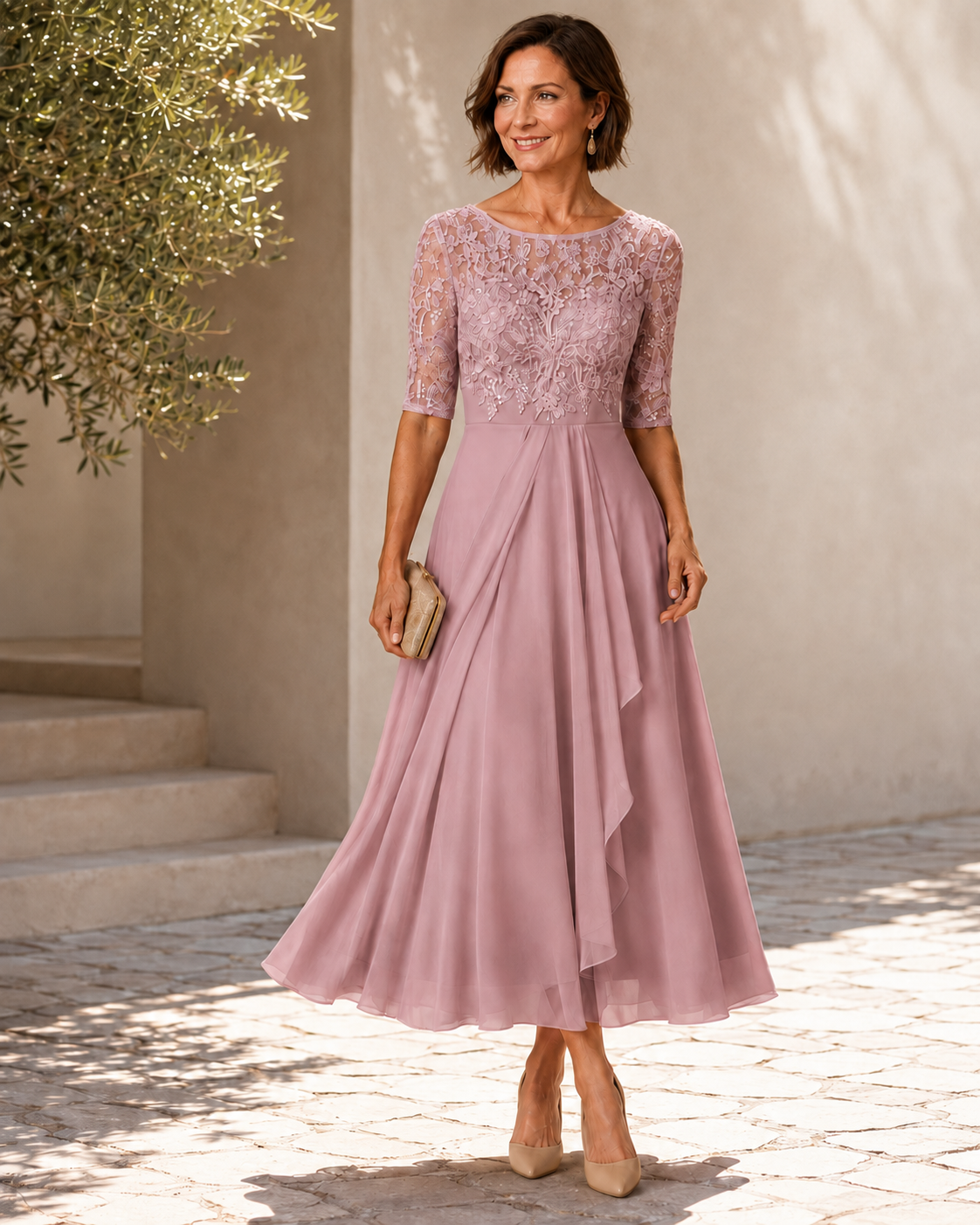 Rosanna – The Flattering Lace Midi Dress