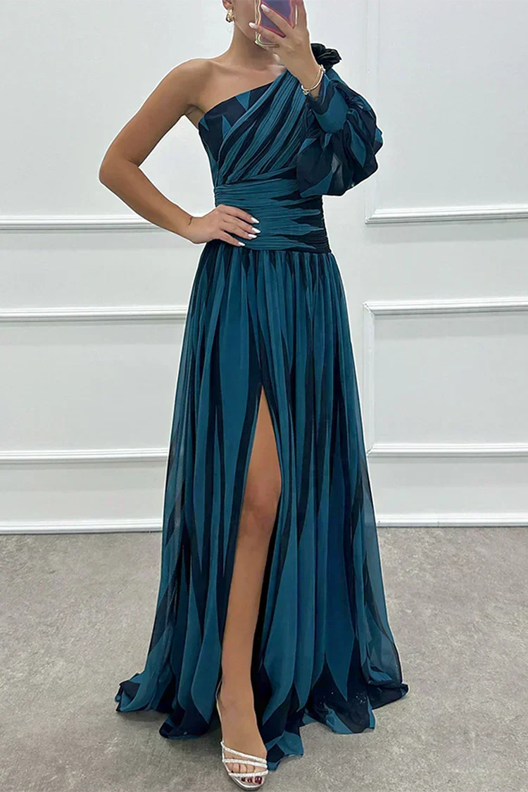 Diane & Susan™ |Elegant Striped Maxi Dress with One Shoulder
