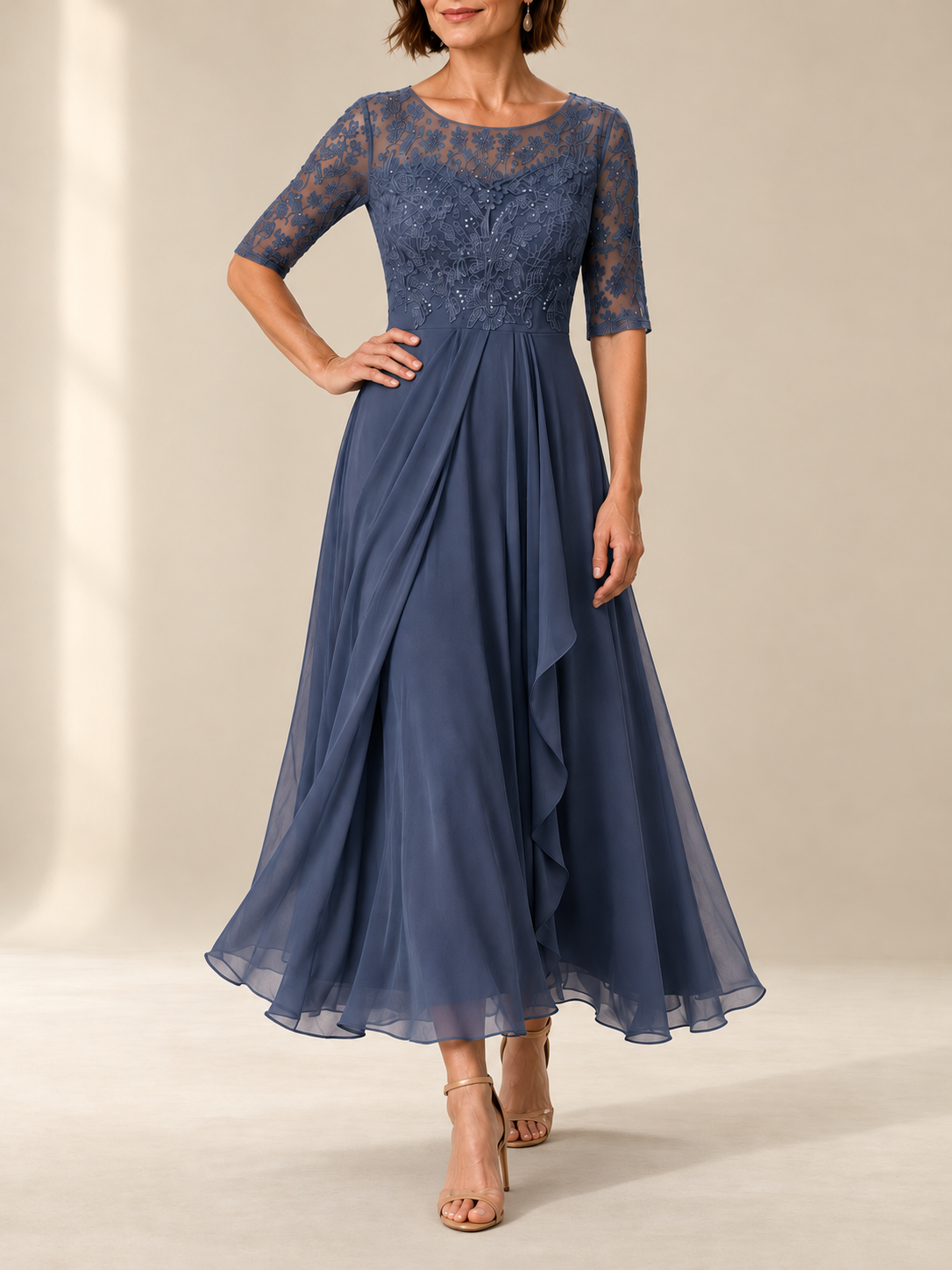 Rosanna – The Flattering Lace Midi Dress